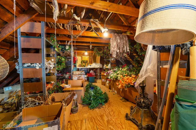 $1,100,000 | 428 West State Street, Geneva, IL 60134