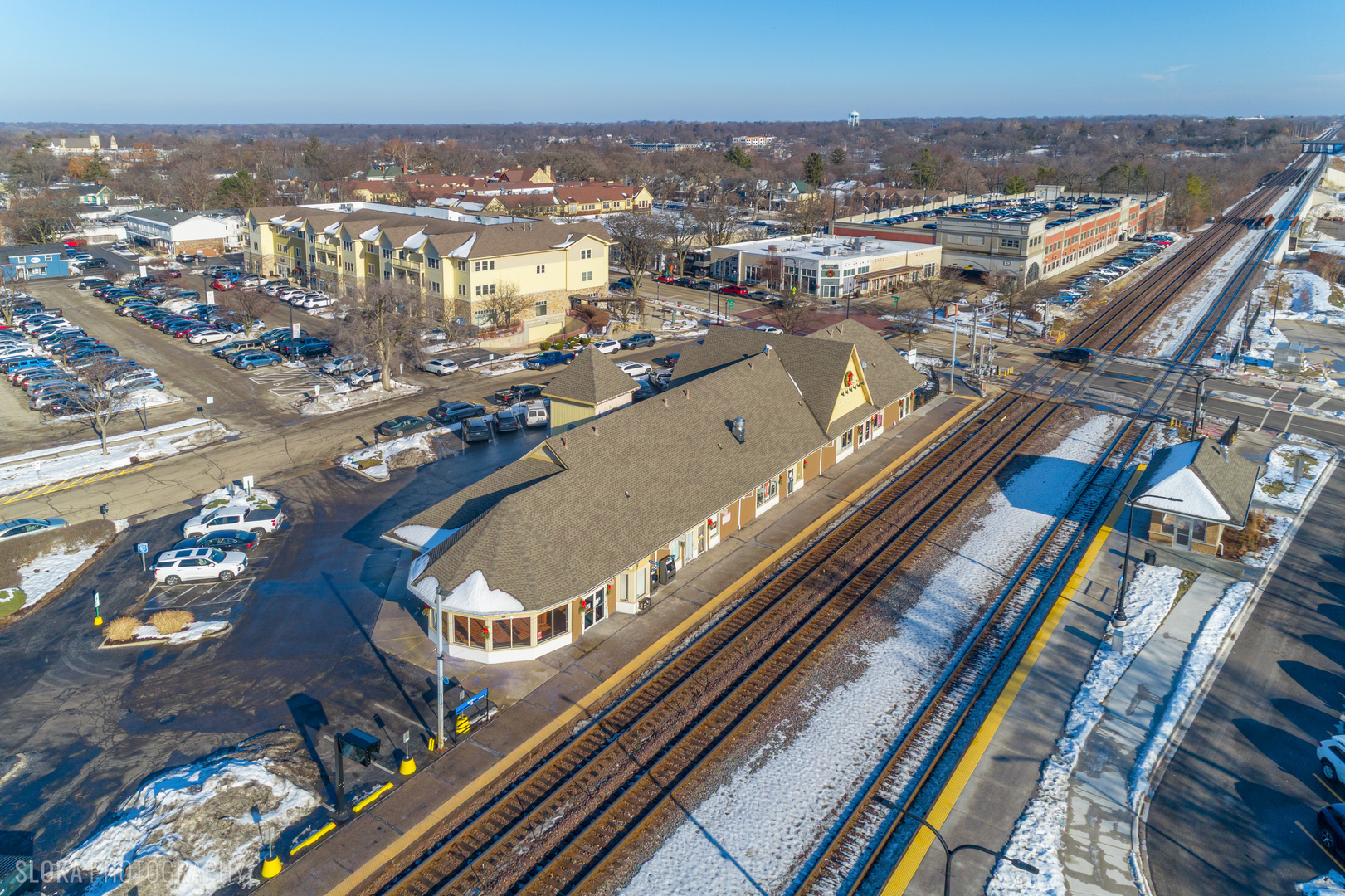 428 West State Street Geneva, IL 60134 - Photo 60 of 61 a view of a city
