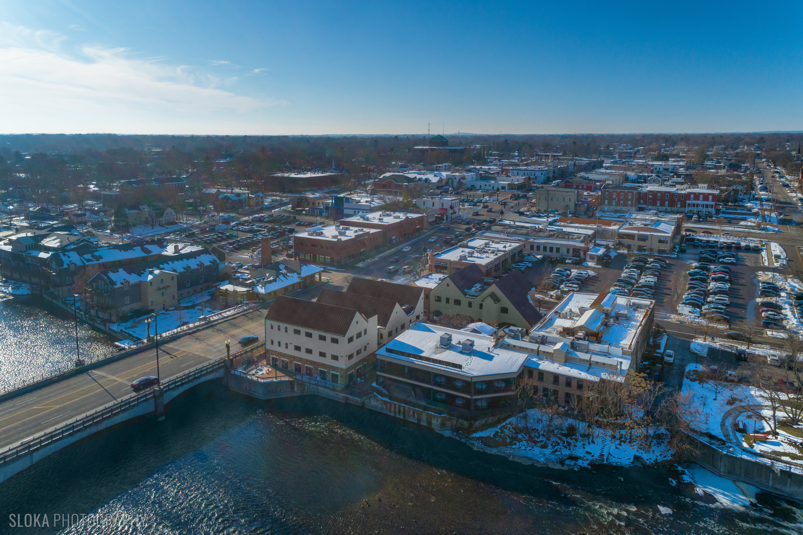 428 West State Street Geneva, IL 60134 - Photo 61 of 61 an aerial view of residential houses with outdoor space