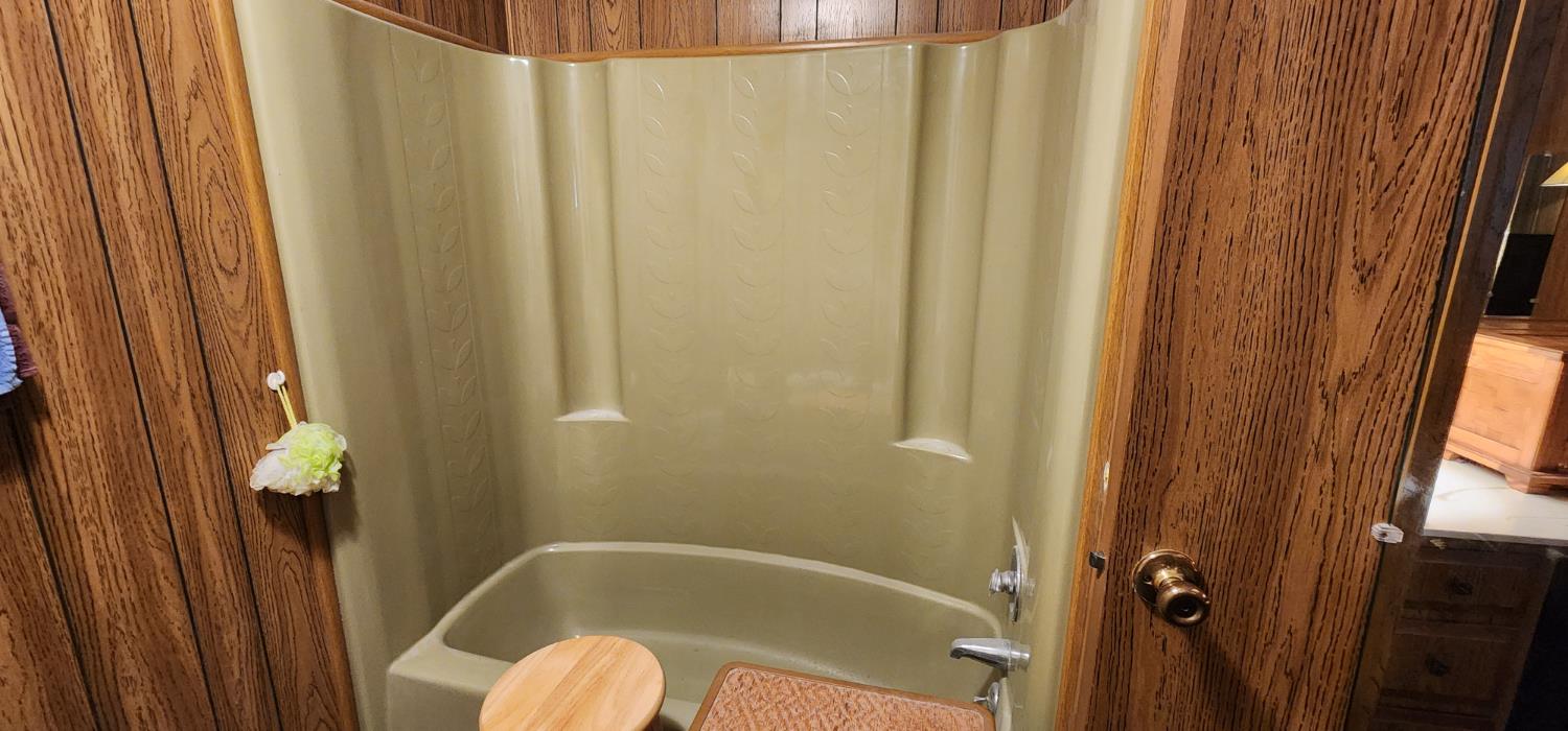 1300 West Olson Avenue Reedley, CA 93654 - Photo 36 of 44