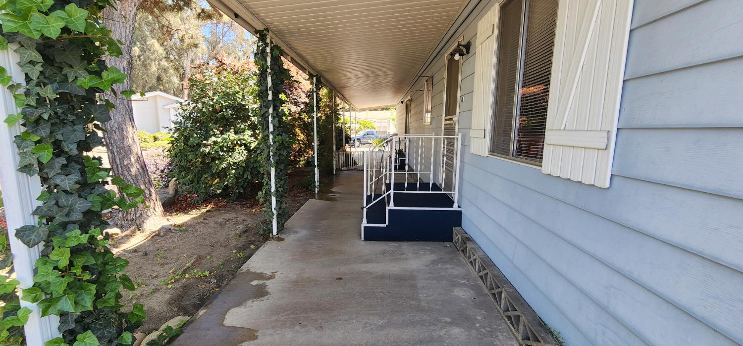 1300 West Olson Avenue Reedley, CA 93654 - Photo 8 of 44