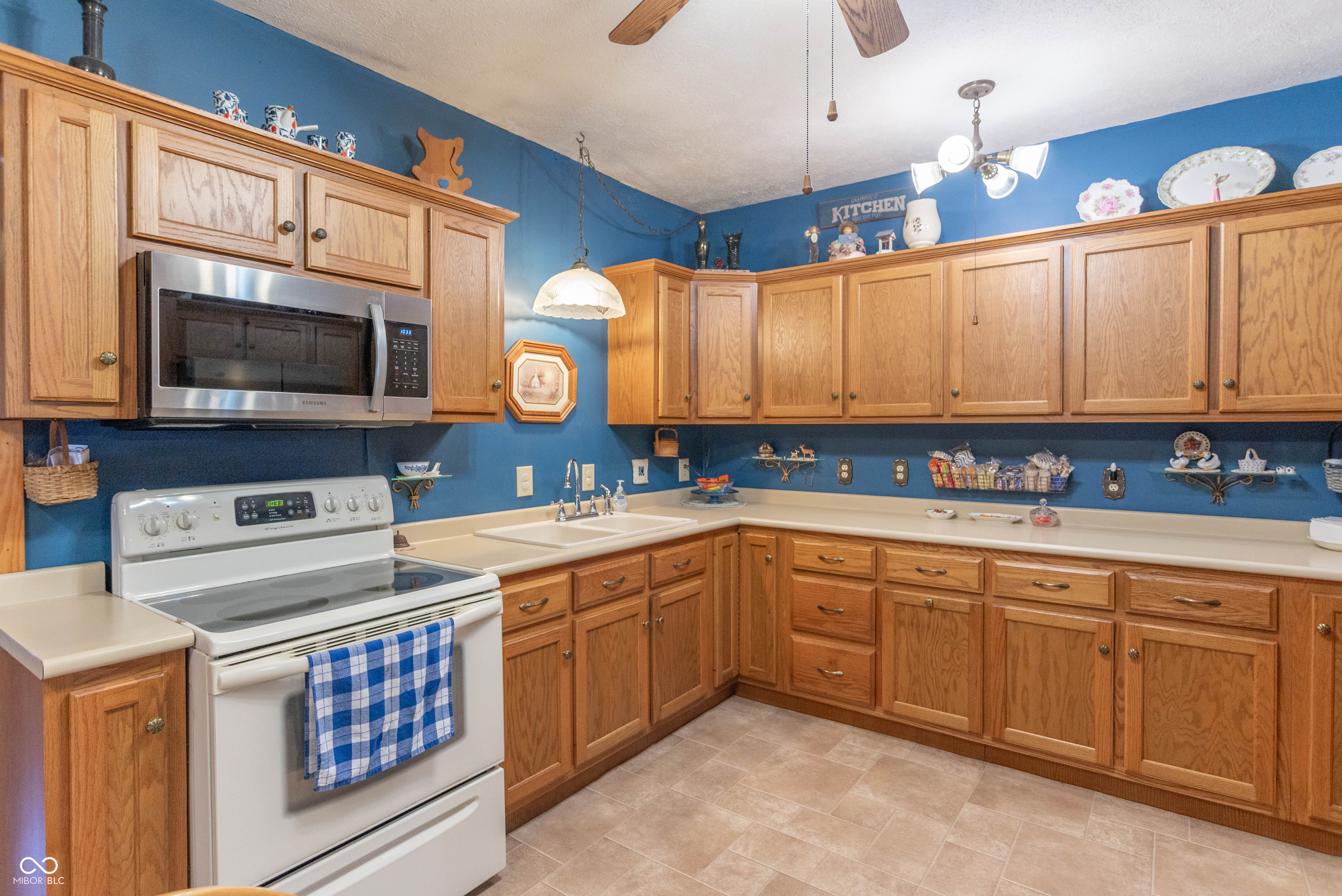 964 West Rusty Ridge Martinsville, IN 46151 - Photo 15 of 43 Gallery Image 15