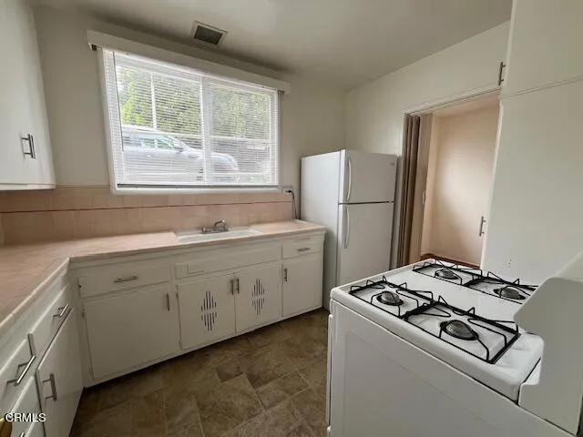 $2,600 | 1010 Poli Street, Unit 3, Ventura, CA 93001