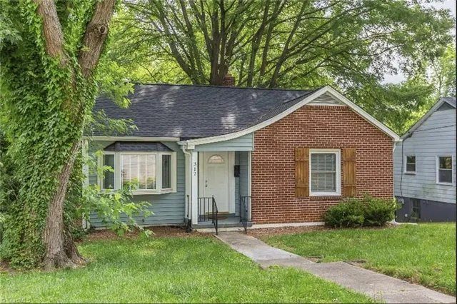 $1,995 | 317 Crafton Street, Winston-Salem, NC 27103