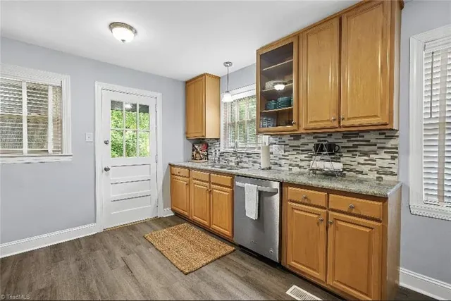 $1,995 | 317 Crafton Street, Winston-Salem, NC 27103