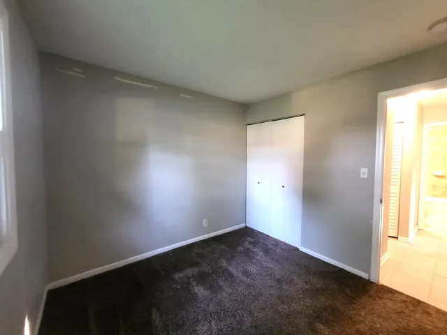 $289,000 | 120 South Chestnut Drive, Streamwood, IL 60107