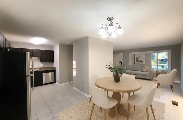 $289,000 | 120 South Chestnut Drive, Streamwood, IL 60107