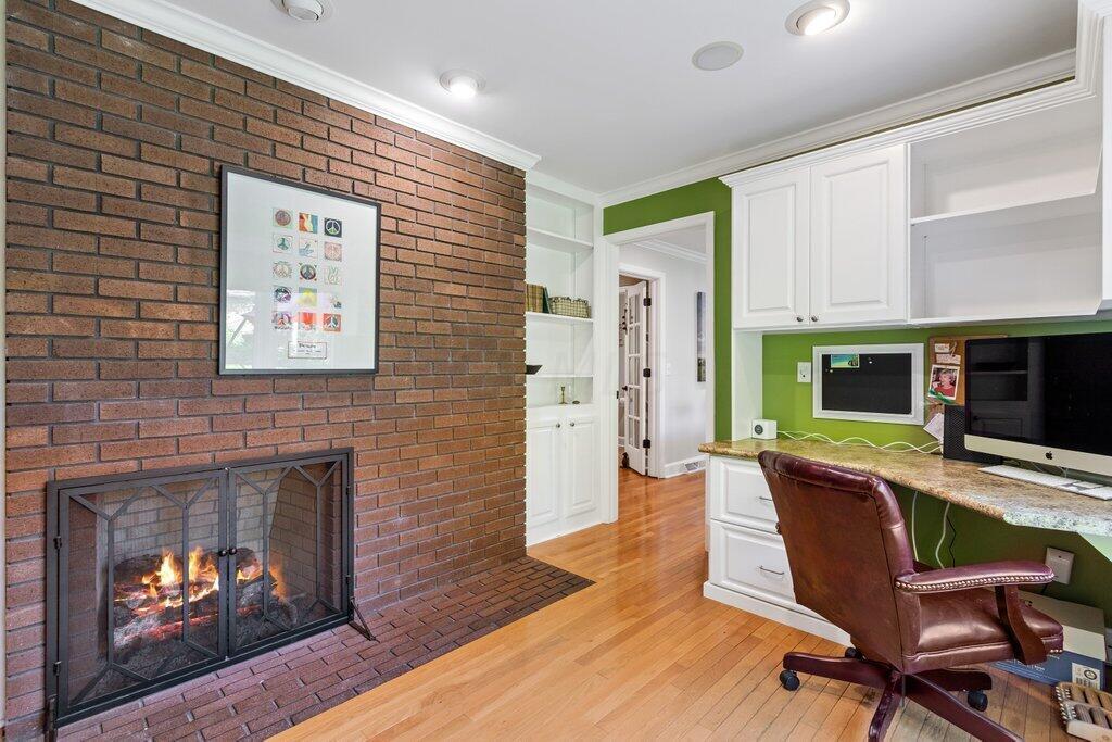 4031 Longhill Road Columbus, OH 43220 - Photo 21 of 43 4031 Longhill Road-26.jpg-SMALL