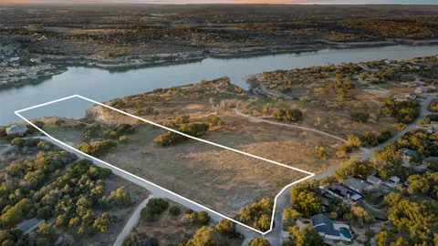 $3,790,000 | 1900 Patriot Drive, Lago Vista, TX 78645