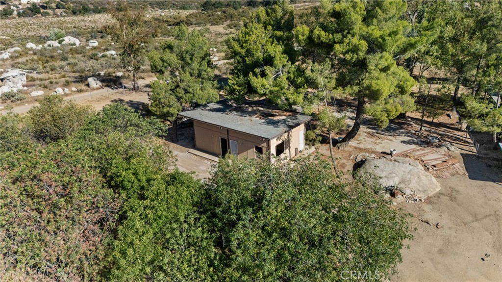 32305 Red Mountain Road Hemet, CA 92544 - Photo 8 of 63 Gallery Image 8