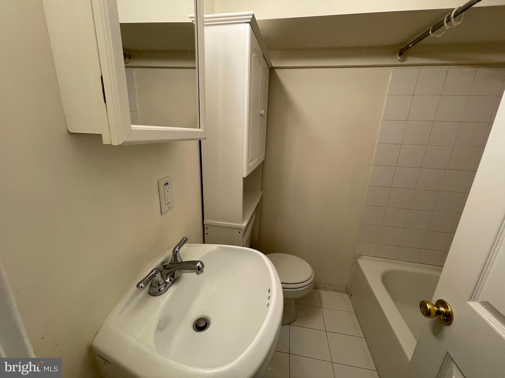 514 Columbia Road Northwest Washington, DC 20001 - Photo 32 of 34