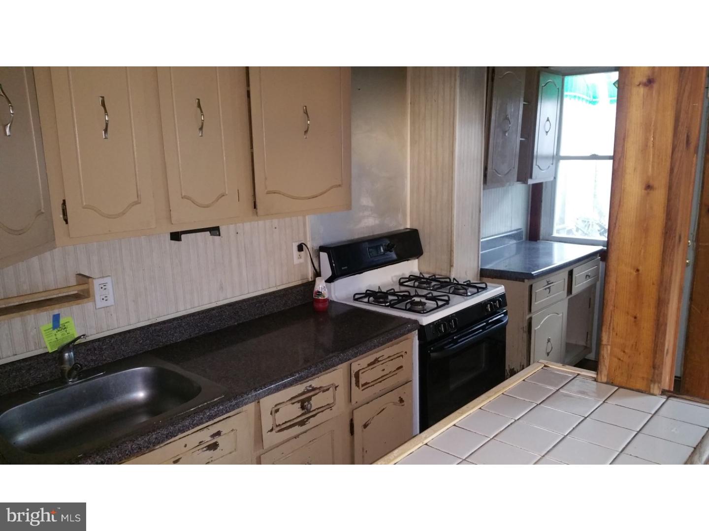 260 Coverly Road Upper Darby, PA 19050 - Photo 8 of 14