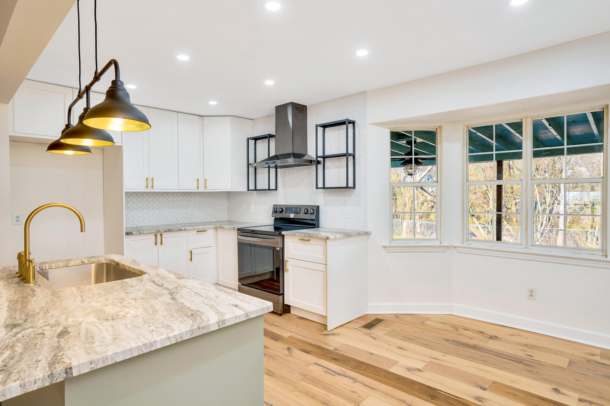 8606 Daisy Dallas Road Hixson, TN 37343 - Photo 6 of 24 8606-Daisy-Dallas-Rd-MLS-Photos-7