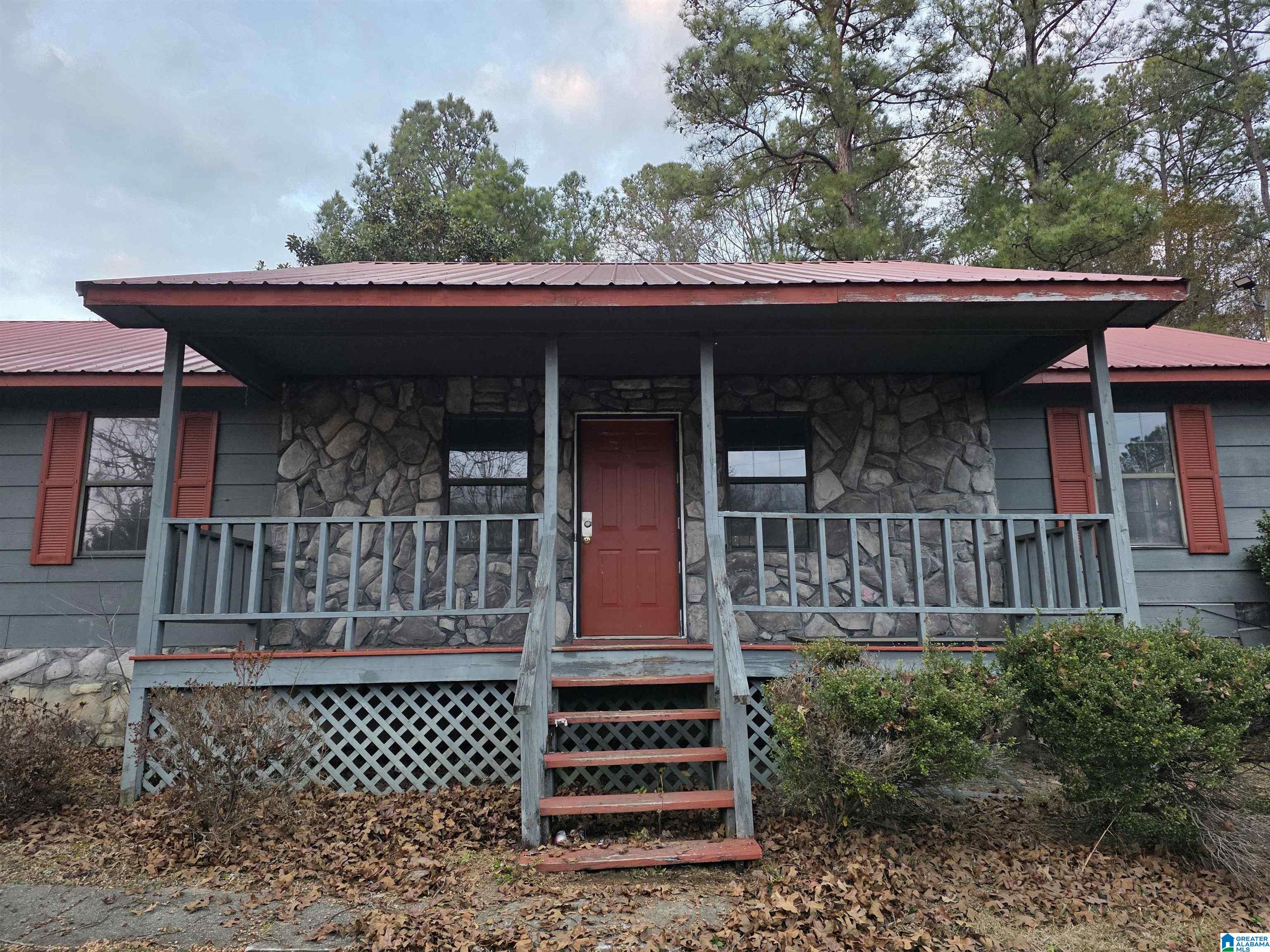 217 Davis Street Talladega, AL 35160 - Photo 1 of 25