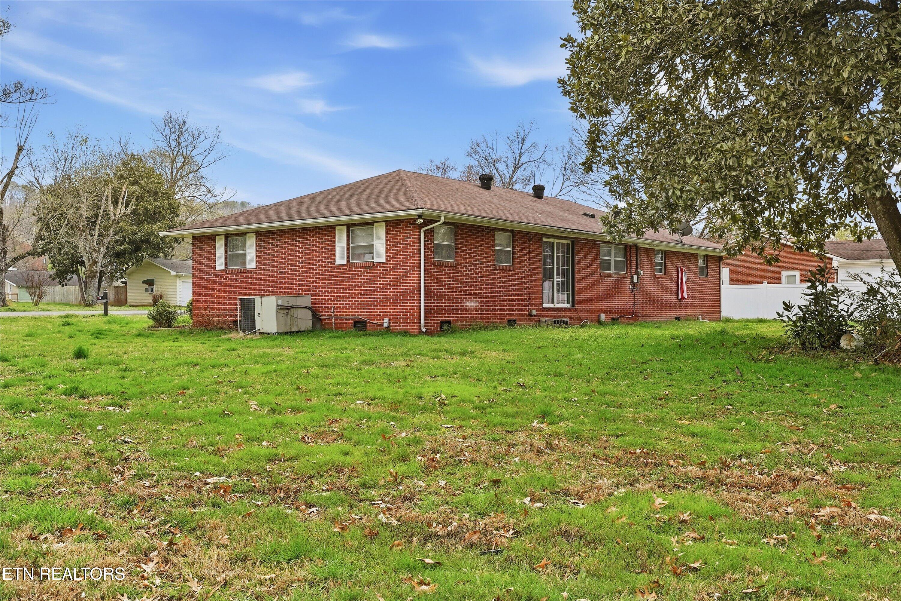 194 Meadowview Lane Decatur, TN 37322 - Photo 39 of 42 28-194 Meadowview Ln 31