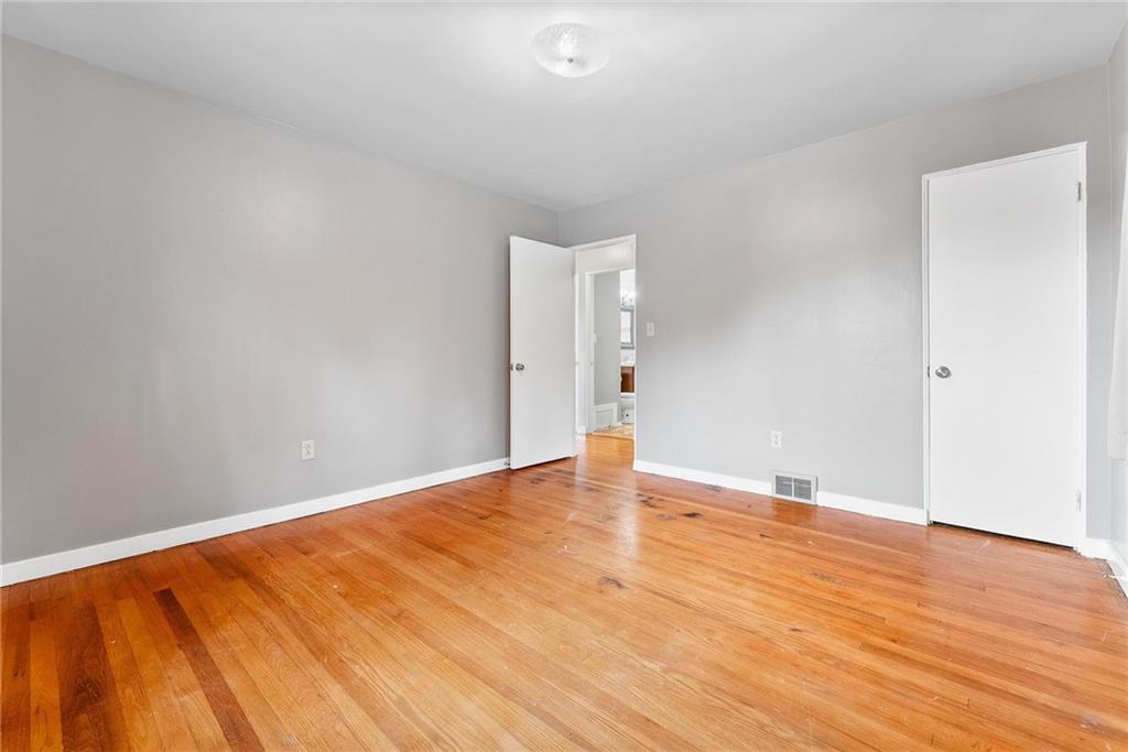 802 Moninger Avenue Houston, PA 15342 - Photo 10 of 21