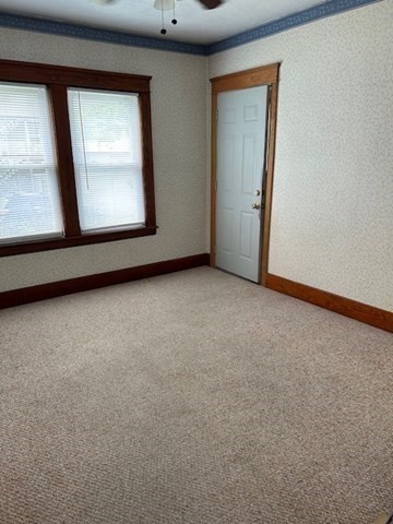 7 Ridgeland Road, Unit 1 Shrewsbury, MA 01545 - Photo 9 of 20 an empty room with windows