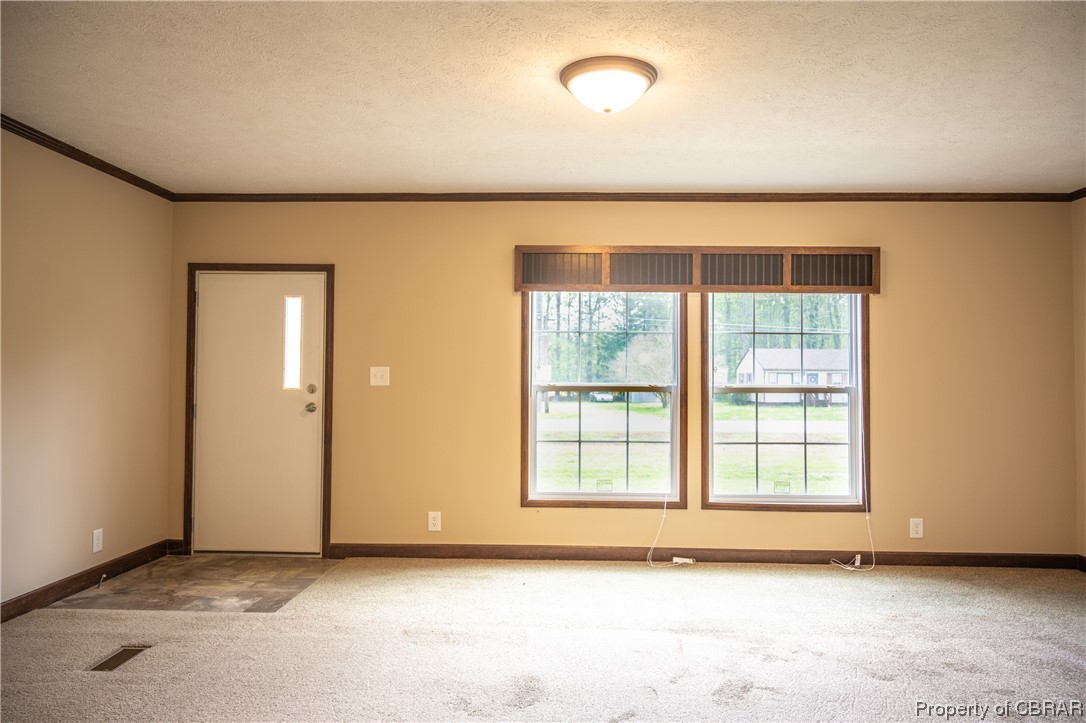 20296 Mary Ball Road White Stone, VA 22578 - Photo 4 of 29 Living Room