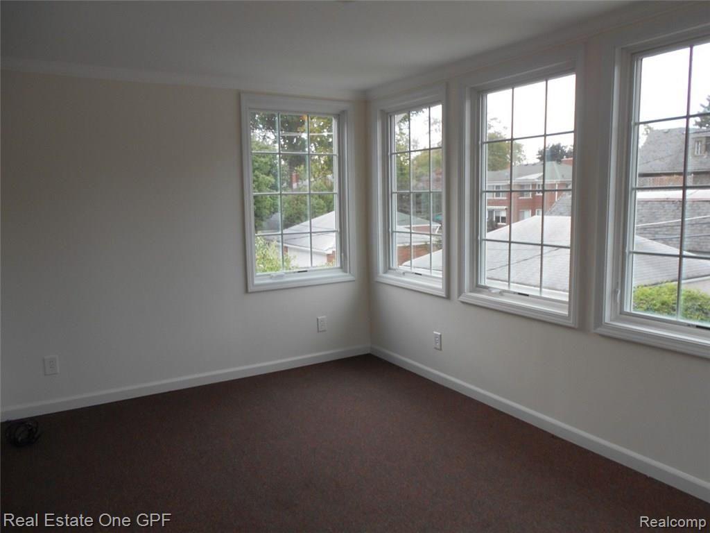 725 Harcourt Road Grosse Pointe, MI 48230 - Photo 20 of 28