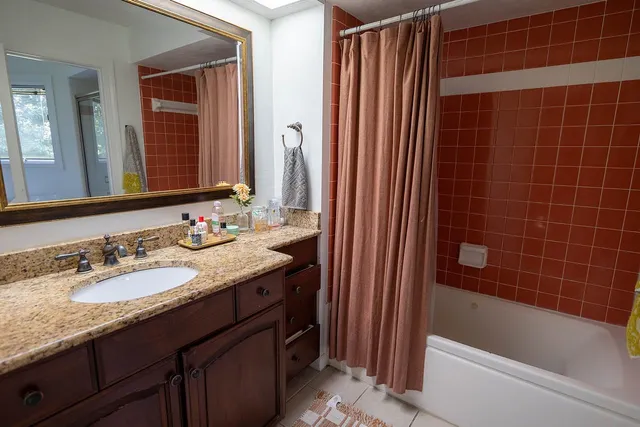 $2,700 | 3724 Longchamp Circle, Tallahassee, FL 32309