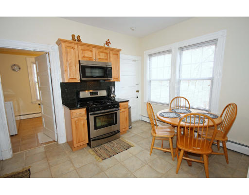138 Middlesex Road, Unit 2 Chestnut Hill, MA 02467 - Photo 8 of 14