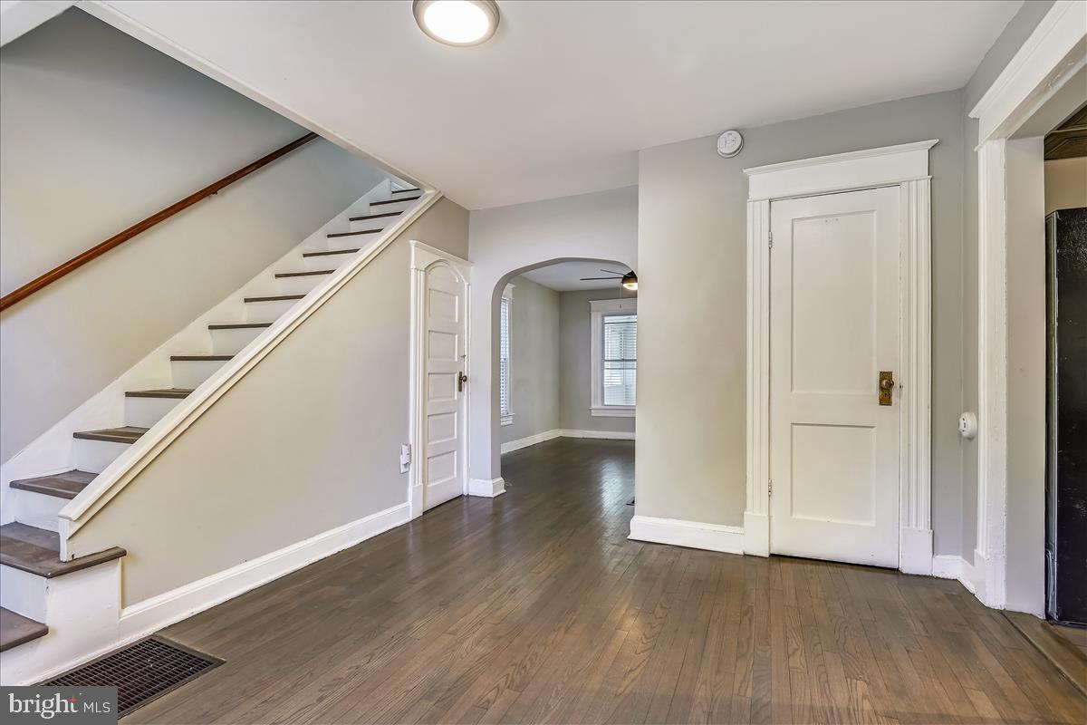 223 Sollers Point Road Baltimore, MD 21222 - Photo 14 of 48