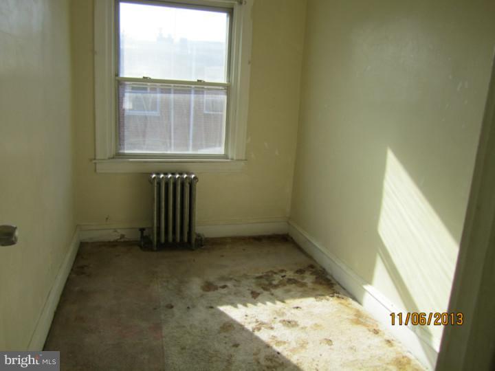 7016 Radbourne Road Upper Darby, PA 19082 - Photo 6 of 8