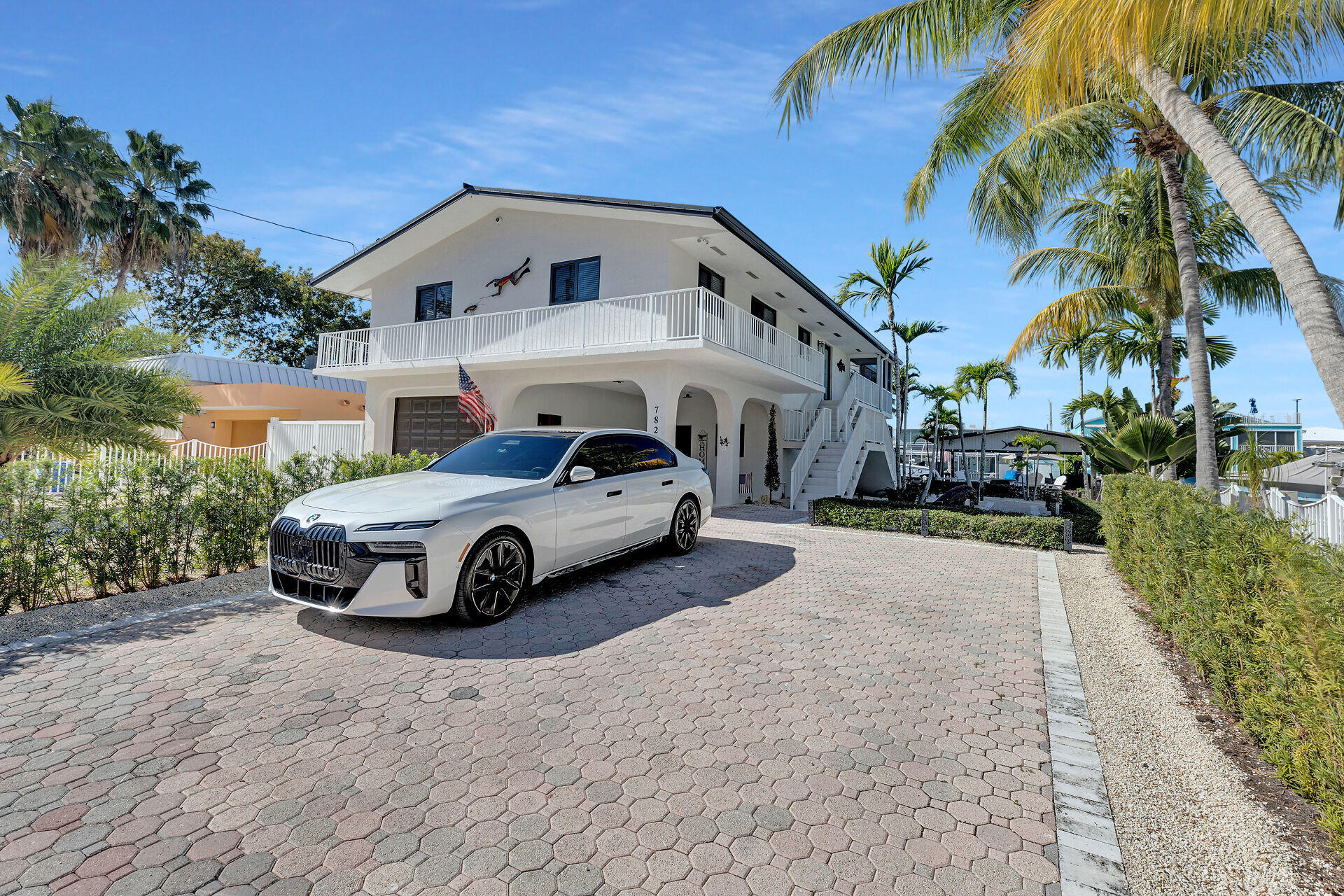 782 Bostwick Drive Key Largo, FL 33037 - Photo 38 of 63 a view of a car in front of a building