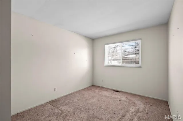 $165,000 | 946 Tree Trails Lane, Fenton, MO 63026