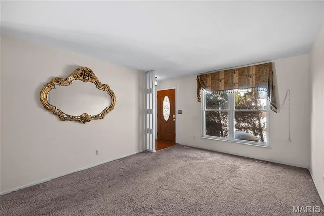 $165,000 | 946 Tree Trails Lane, Fenton, MO 63026