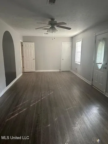 $194,900 | 1923 Carolyn Lane, Pearl, MS 39208