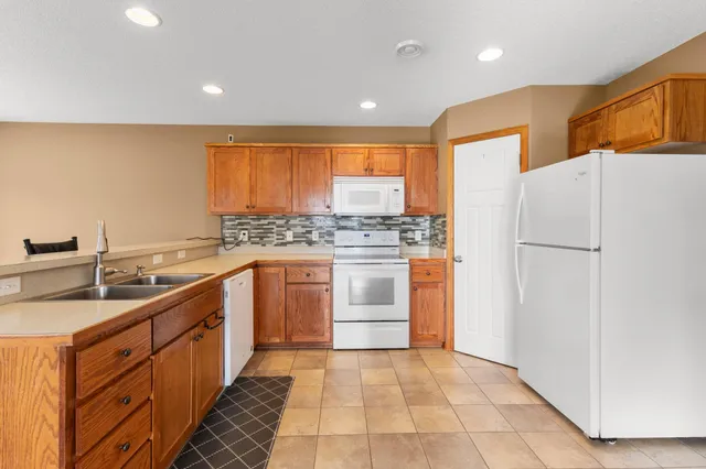 $290,000 | 2414 Elianna Drive, Northfield, MN 55057