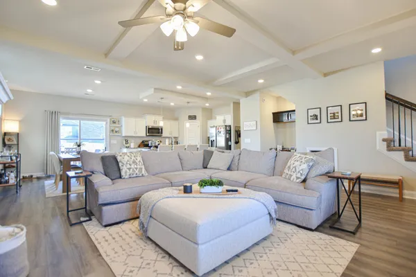 $2,250 | 1046 Creek Way, Clarksville, TN 37042