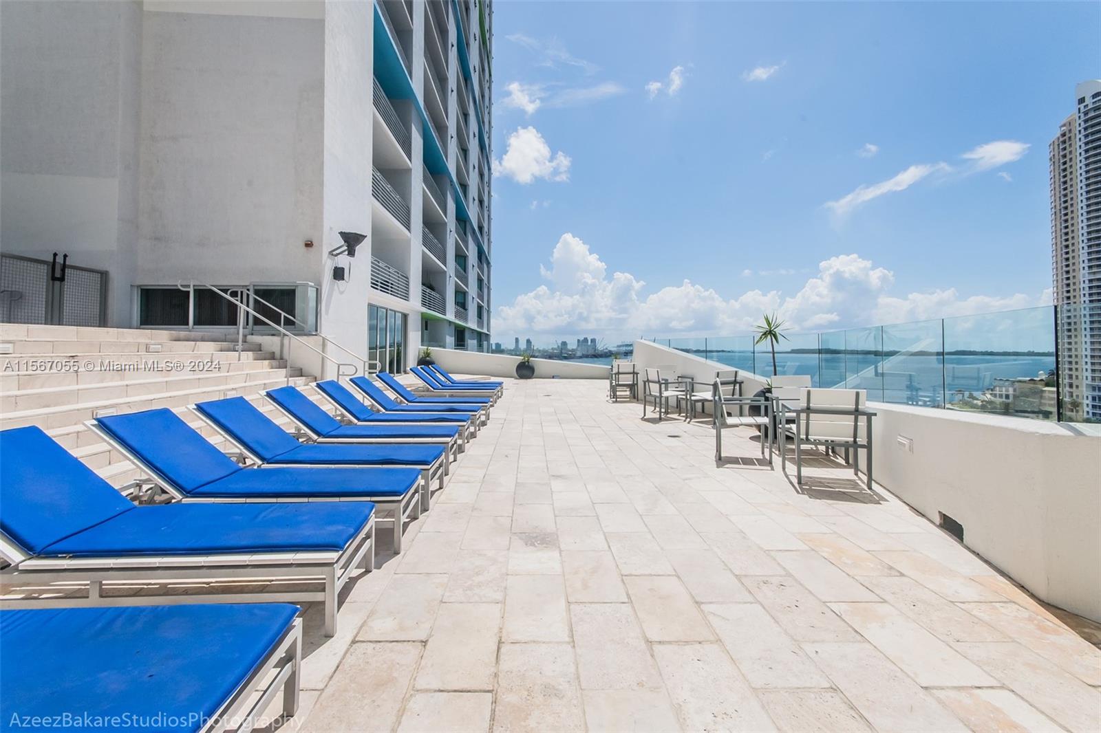 335 South Biscayne Boulevard, Unit 2703 Miami, FL 33131 - Photo 20 of 55 a outdoor view with a sitting space