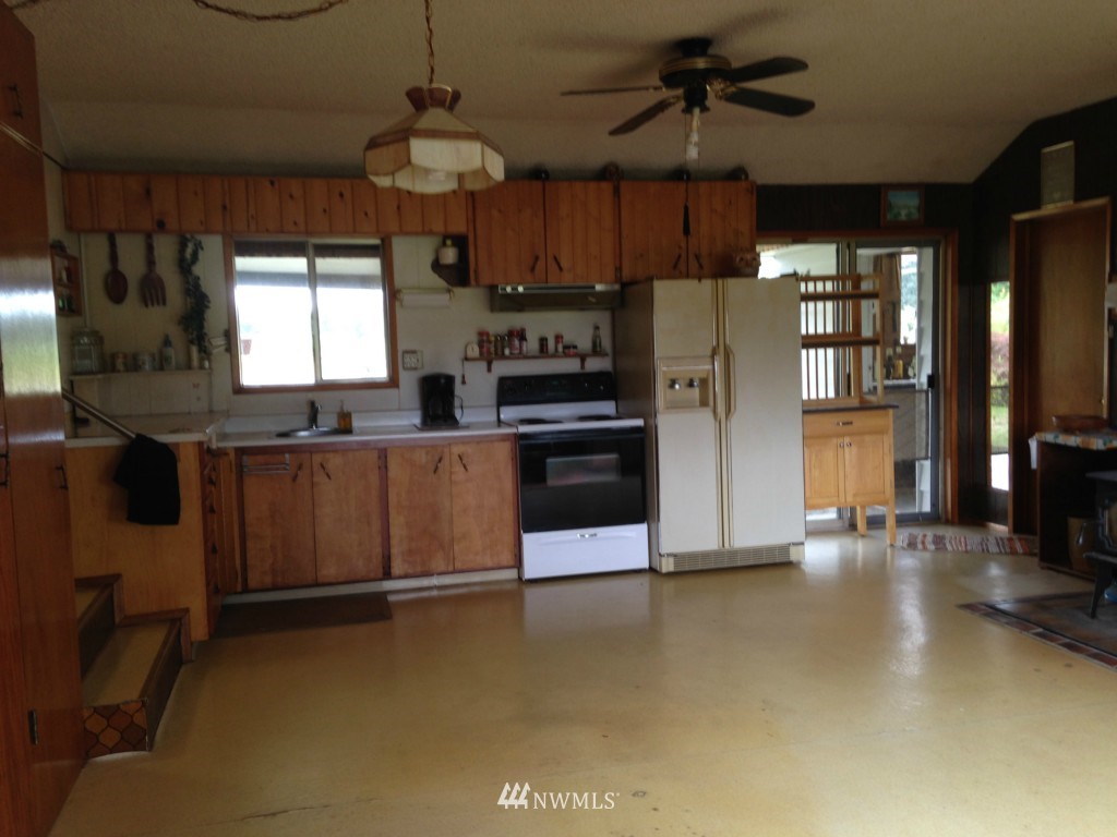 20116 Ben Howard Road Monroe, WA 98272 - Photo 7 of 10 Gallery Image 7