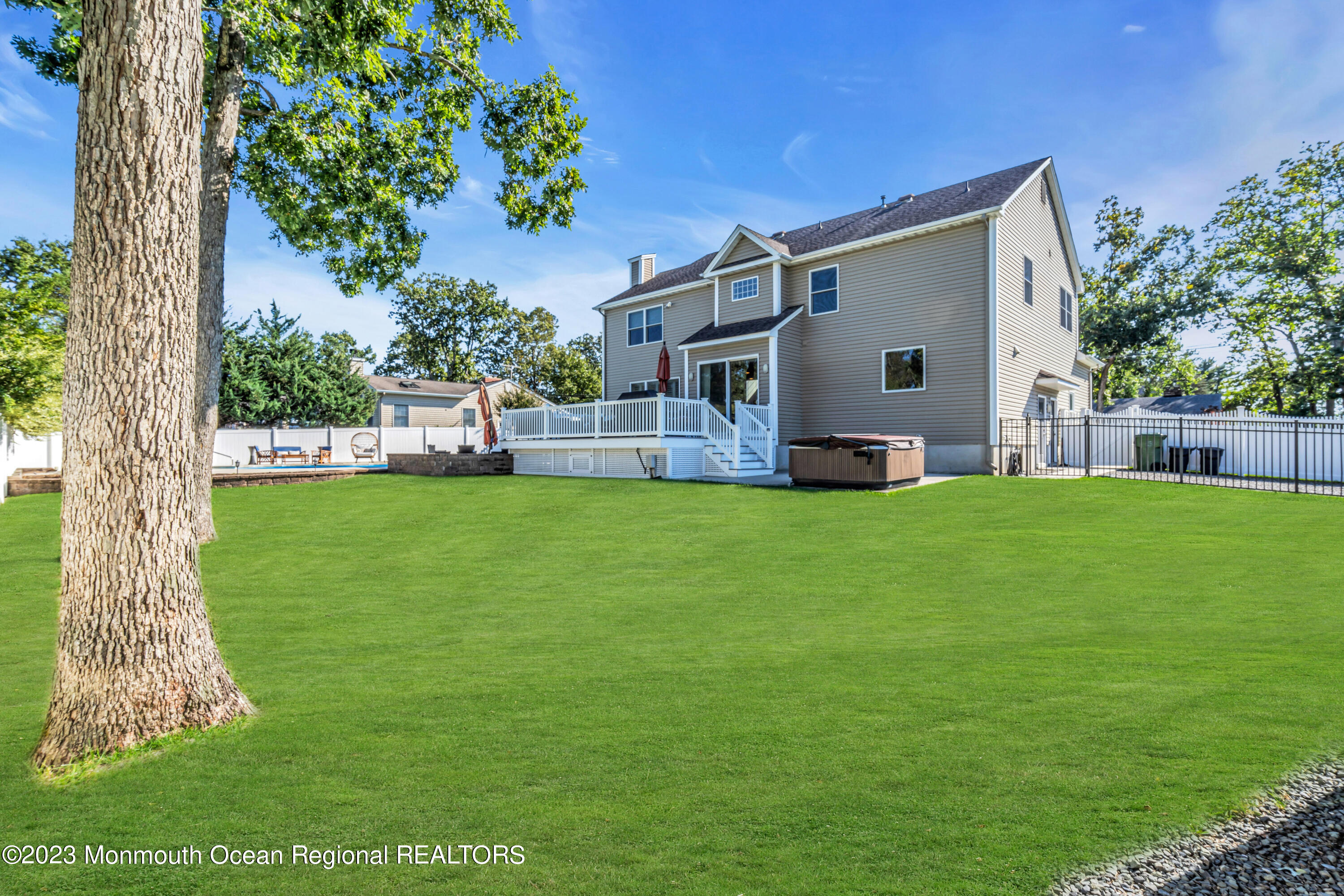 304 Wayne Avenue Pine Beach, NJ 08741 - Photo 82 of 94 a house view with a garden space