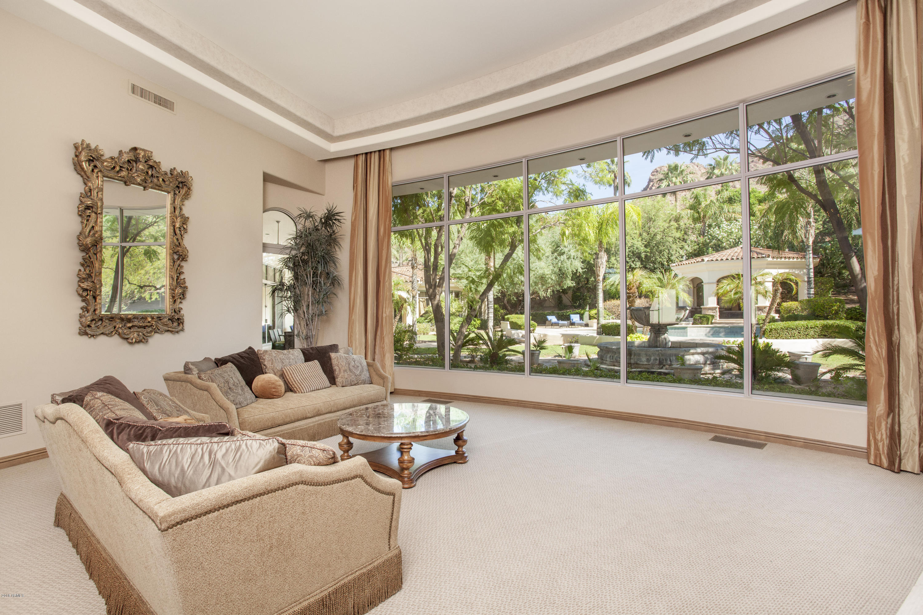 5112 East Rockridge Road Phoenix, AZ 85018 - Photo 2 of 36 Formal Living Room
