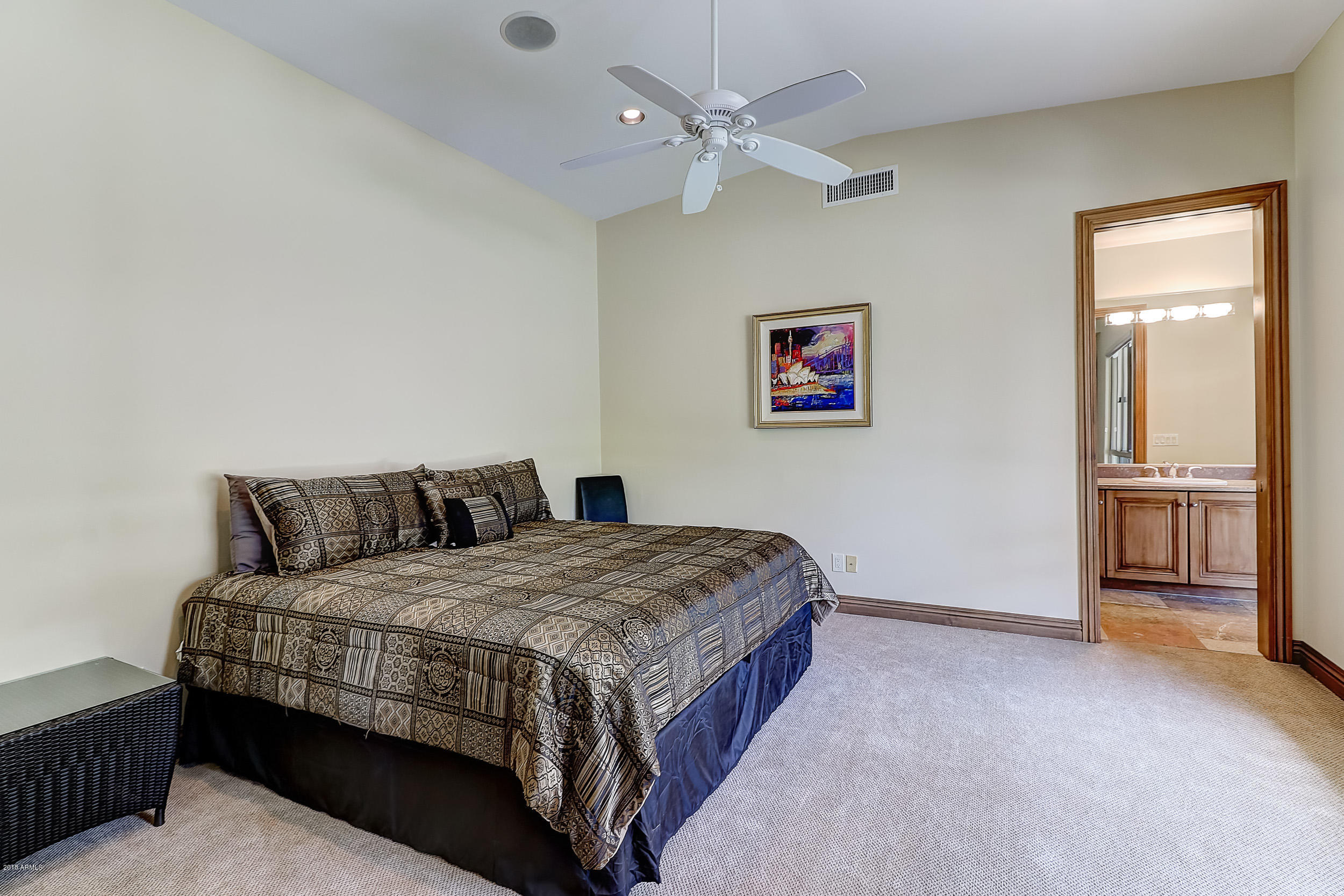 5112 East Rockridge Road Phoenix, AZ 85018 - Photo 21 of 36 Guest Bedroom 4