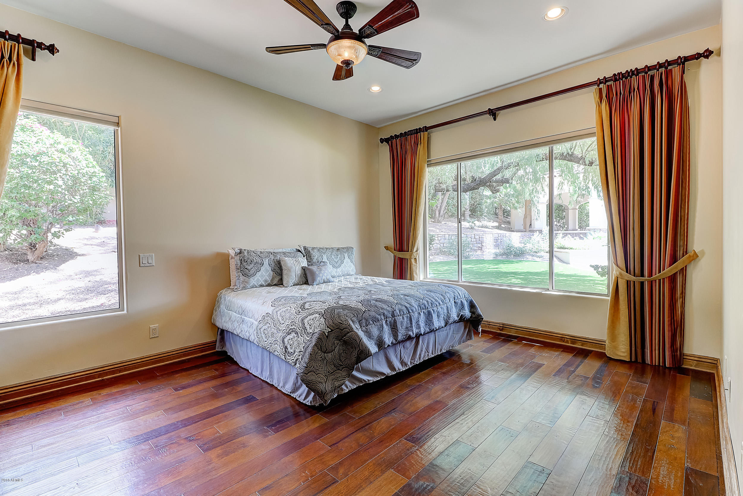 5112 East Rockridge Road Phoenix, AZ 85018 - Photo 24 of 36 Guest House Bedroom