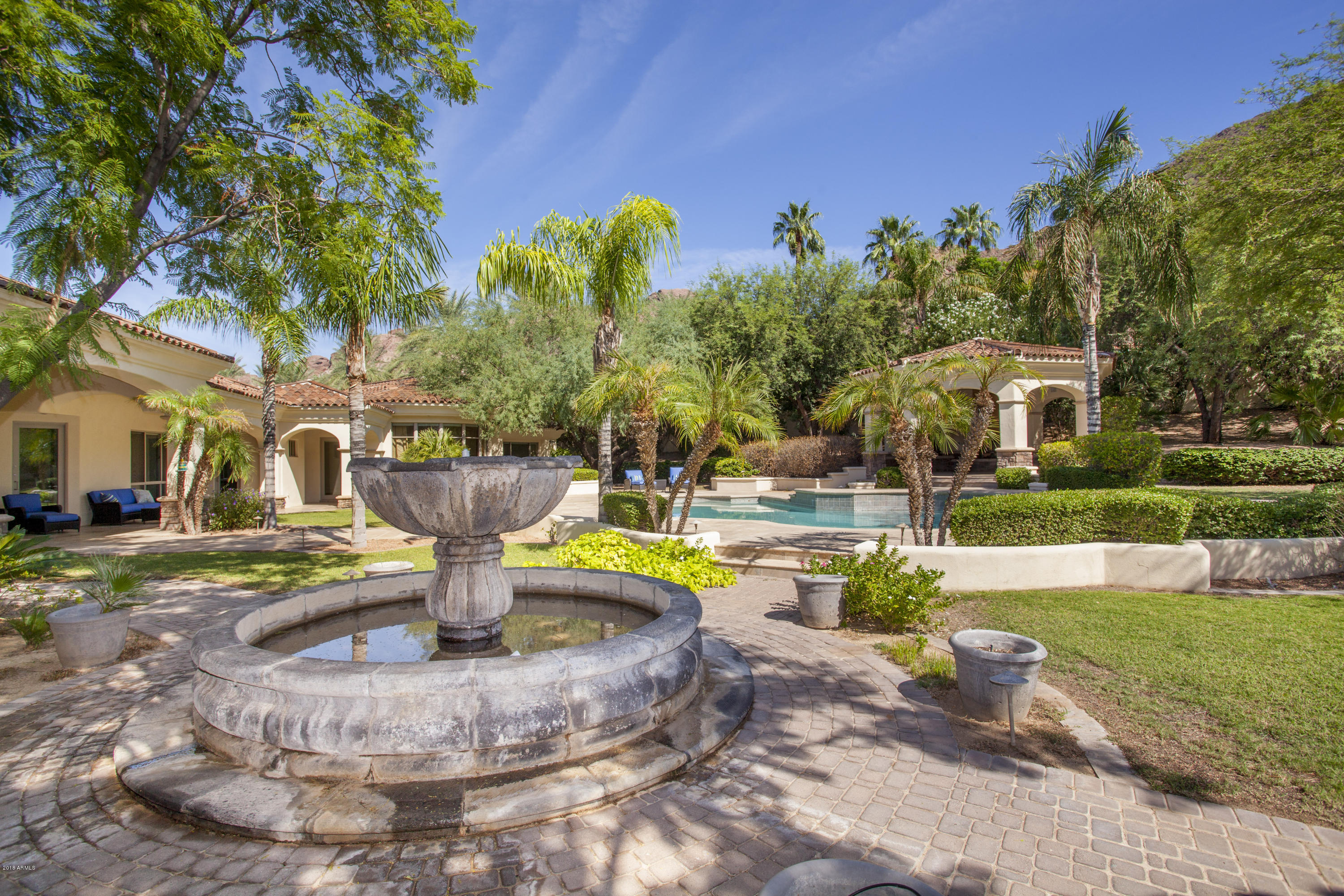 5112 East Rockridge Road Phoenix, AZ 85018 - Photo 33 of 36 Backyard Fountain