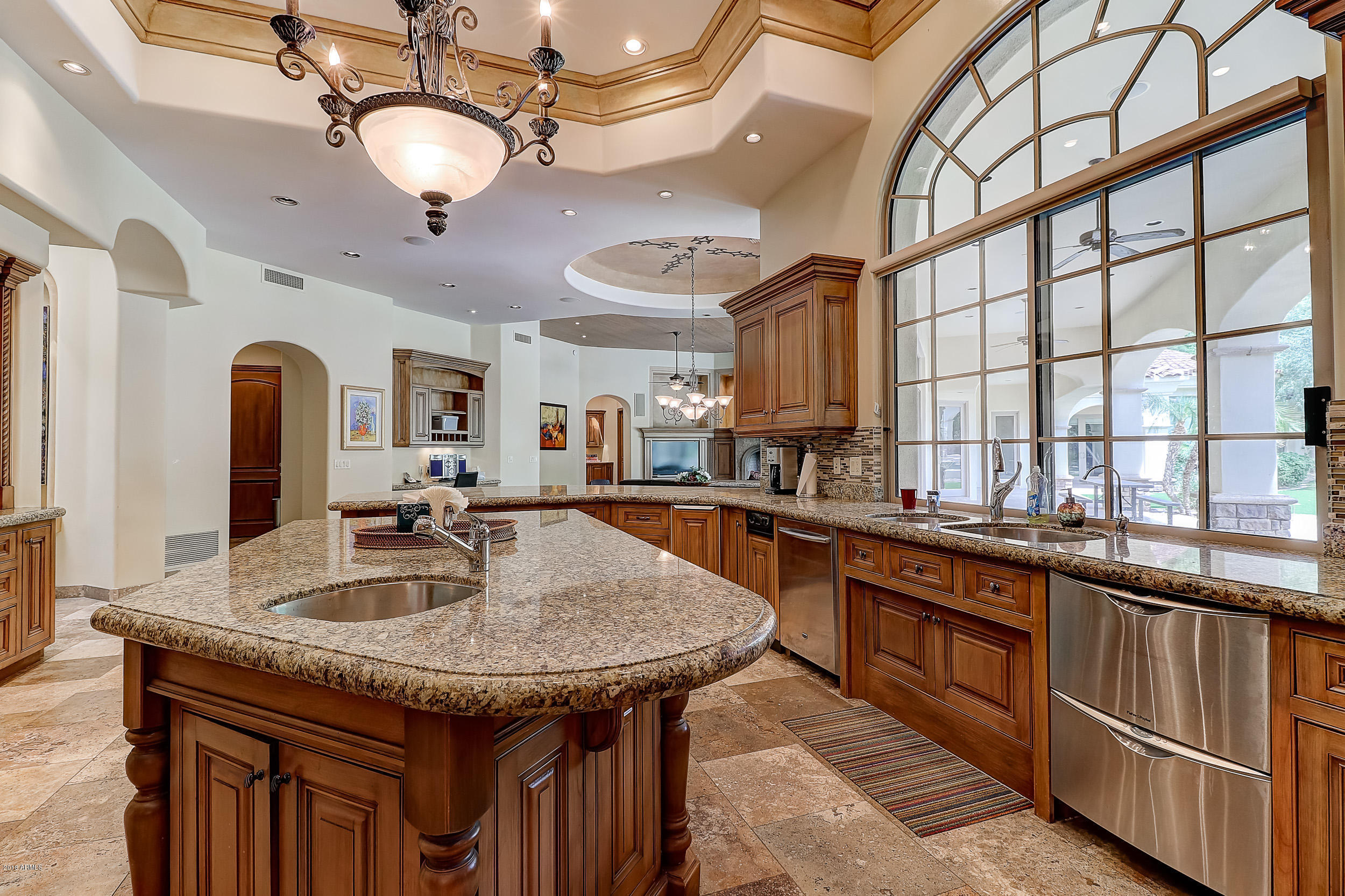 5112 East Rockridge Road Phoenix, AZ 85018 - Photo 6 of 36 Kitchen Island