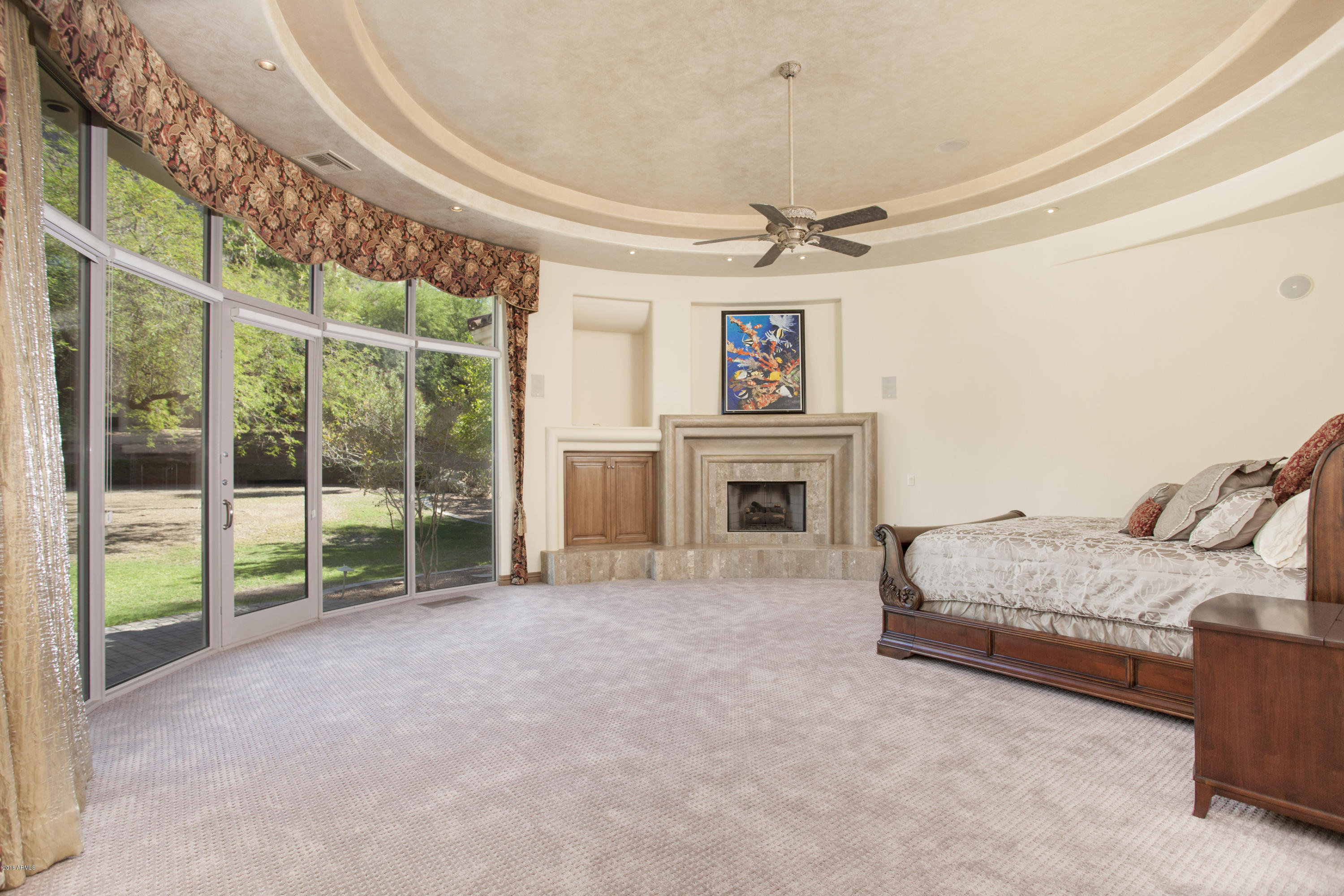 5112 East Rockridge Road Phoenix, AZ 85018 - Photo 9 of 36 Master Bedroom