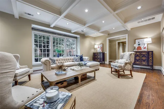 $1,799,000 | 5804 Redwood Court, Dallas, TX 75209