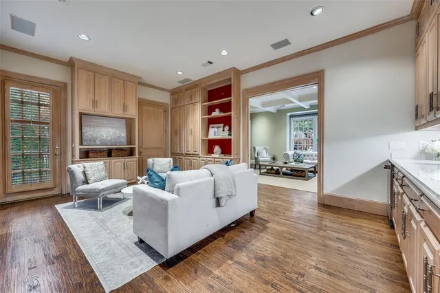 $1,799,000 | 5804 Redwood Court, Dallas, TX 75209