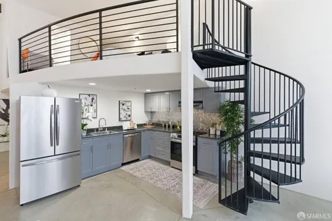 $728,000 | 18 Lansing Street, Unit 203, San Francisco, CA 94105