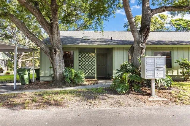 $210,000 | 5015 Barrington Circle, Unit 201, Sarasota, FL 34234