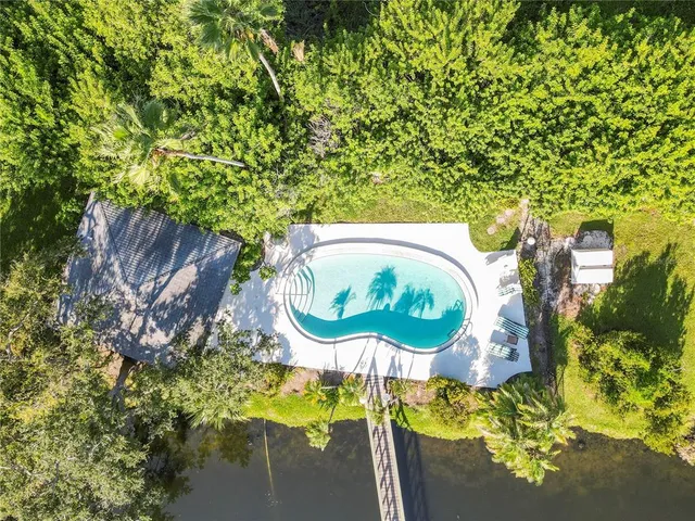 $210,000 | 5015 Barrington Circle, Unit 201, Sarasota, FL 34234