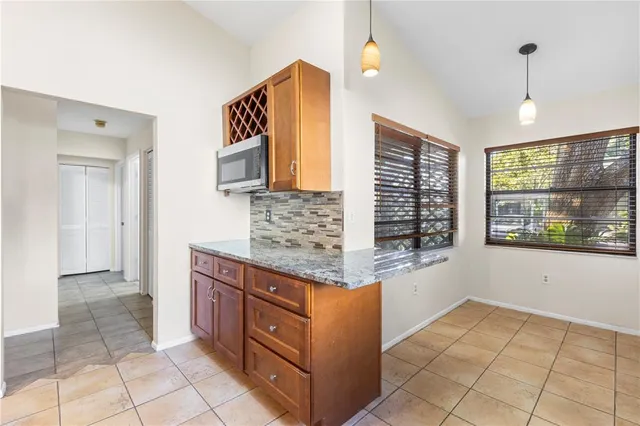 $210,000 | 5015 Barrington Circle, Unit 201, Sarasota, FL 34234