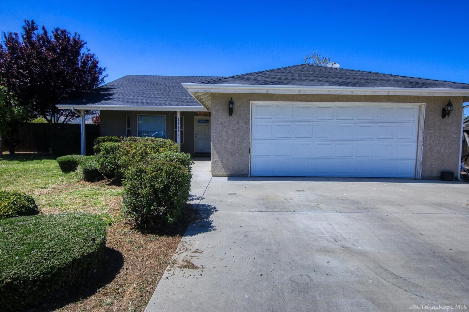 21725 Mid Way Tehachapi, CA 93561 - Photo 4 of 39 Gallery Image 4