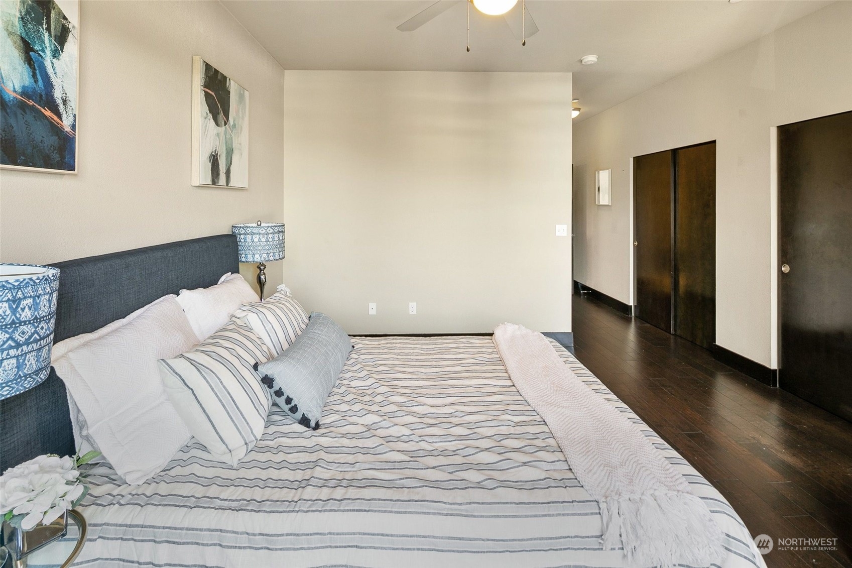3801 Northeast 3rd Place Renton, WA 98056 - Photo 14 of 29 Gallery Image 14